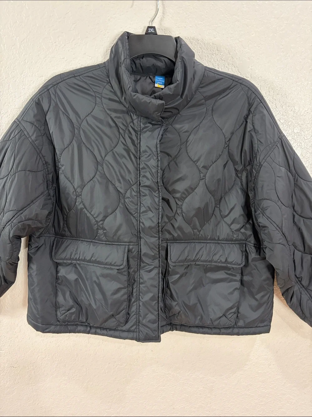 Old Navy Packable water-Resistant,size L Black Quilted Puffer Jacket
